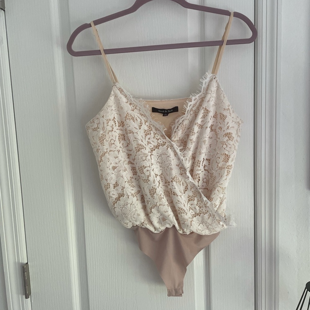 Vici Cream Lace Bodysuit